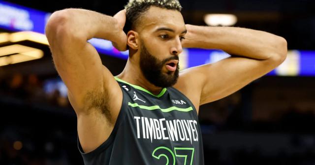 kaiyun.com-挣扎还在继续 戈贝尔攻防迷失森林狼深陷漩涡